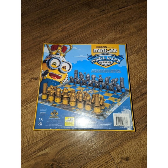 Minions: Medieval Mayhem Chess Set - 32 Chess Pieces SEALED DAMAGED BOX - Picture 5 of 6